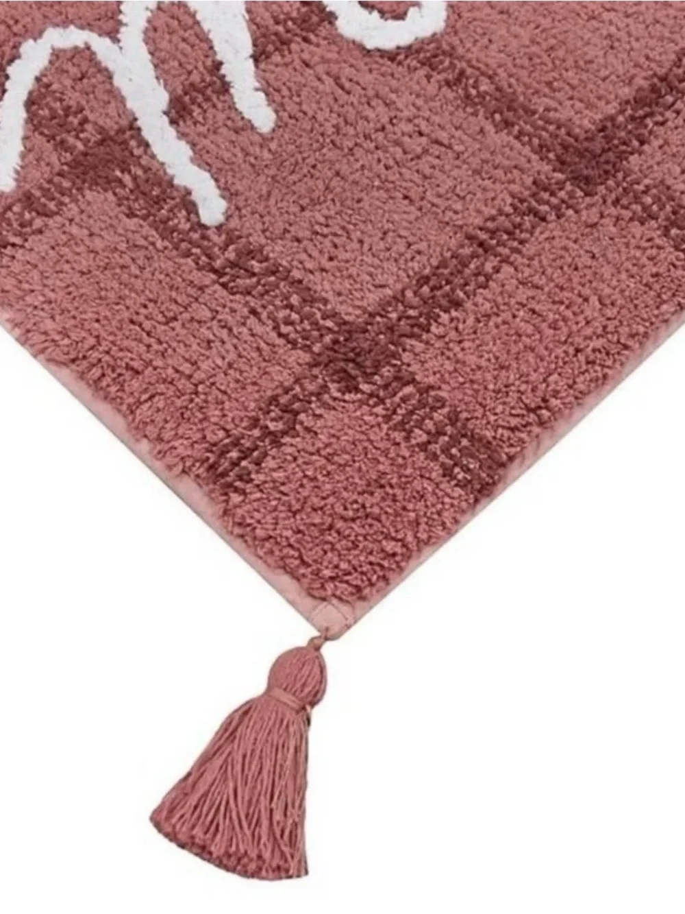 St Nicholas Square Merry Plaid Christmas Rug 20x30 Red Cotton Holiday tassels